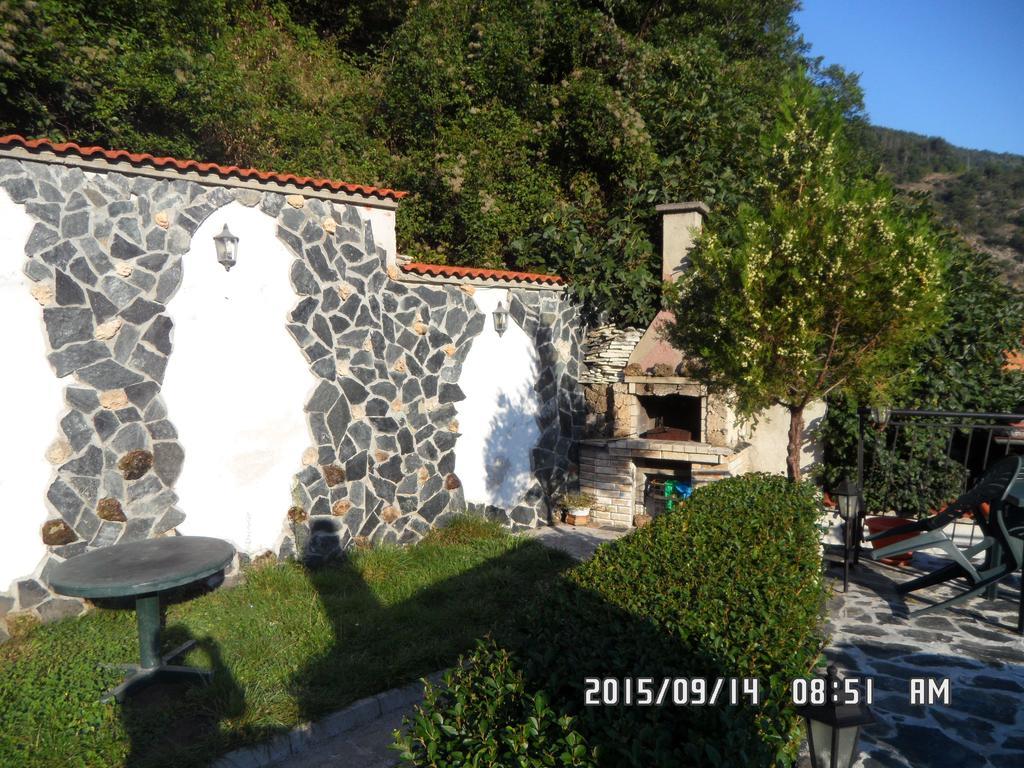 Guest House Perla Bachkovo Exteriör bild