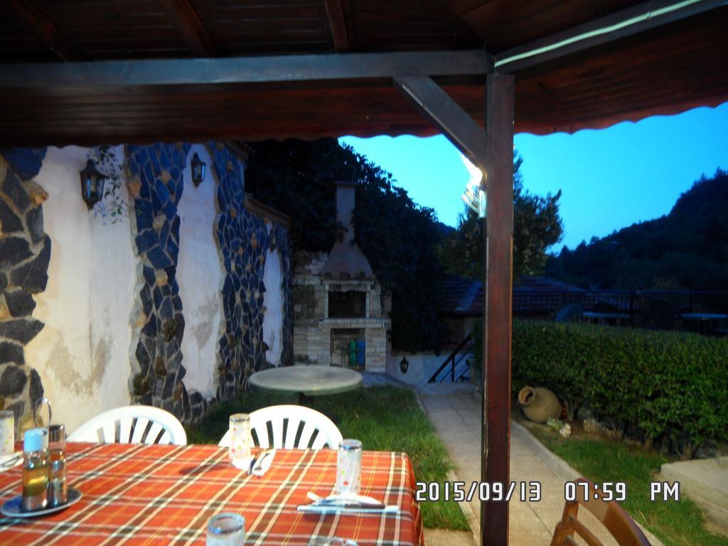 Guest House Perla Bachkovo Exteriör bild